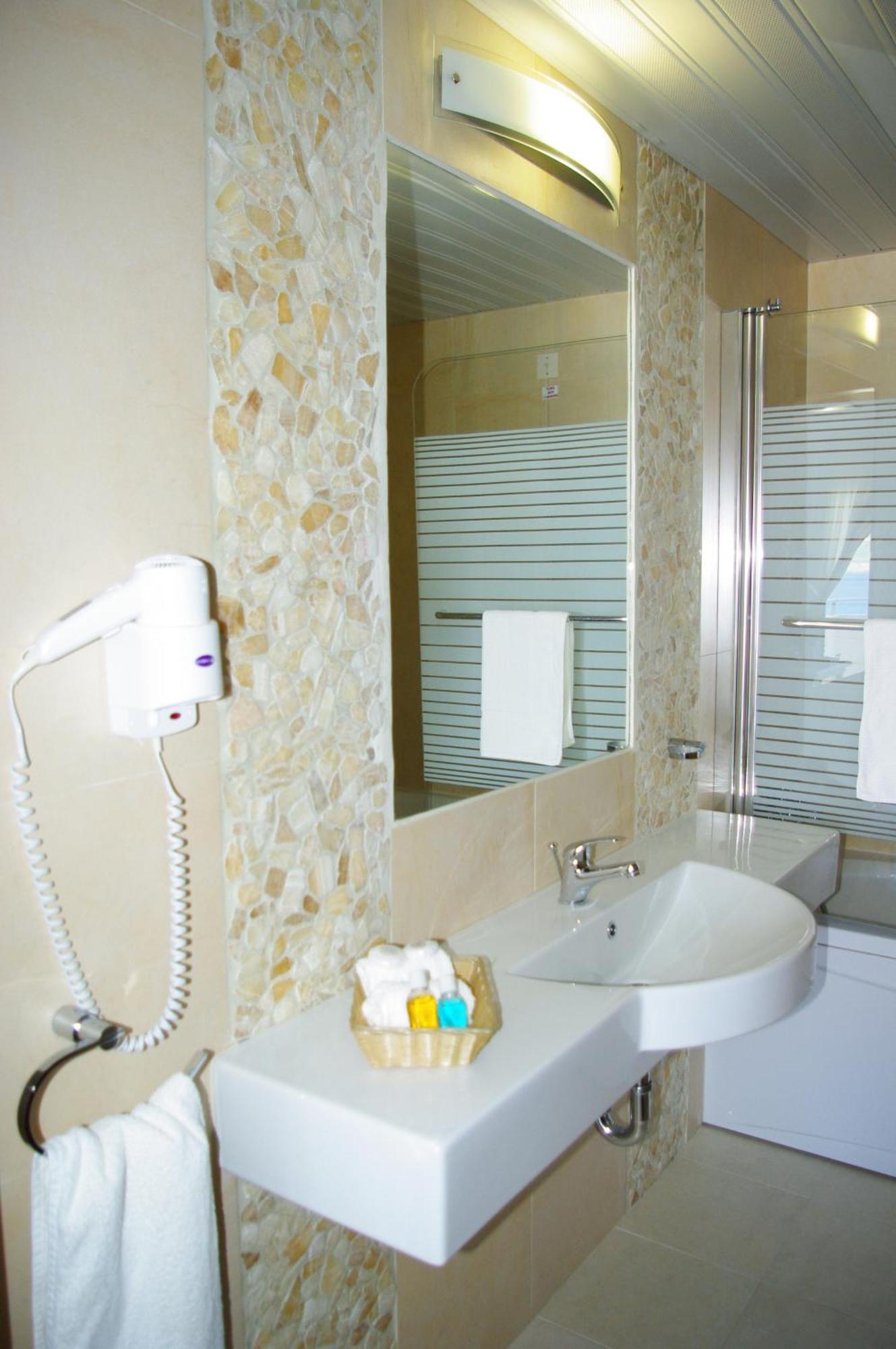 Hotel Astron Princess 카르파토스 외부 사진