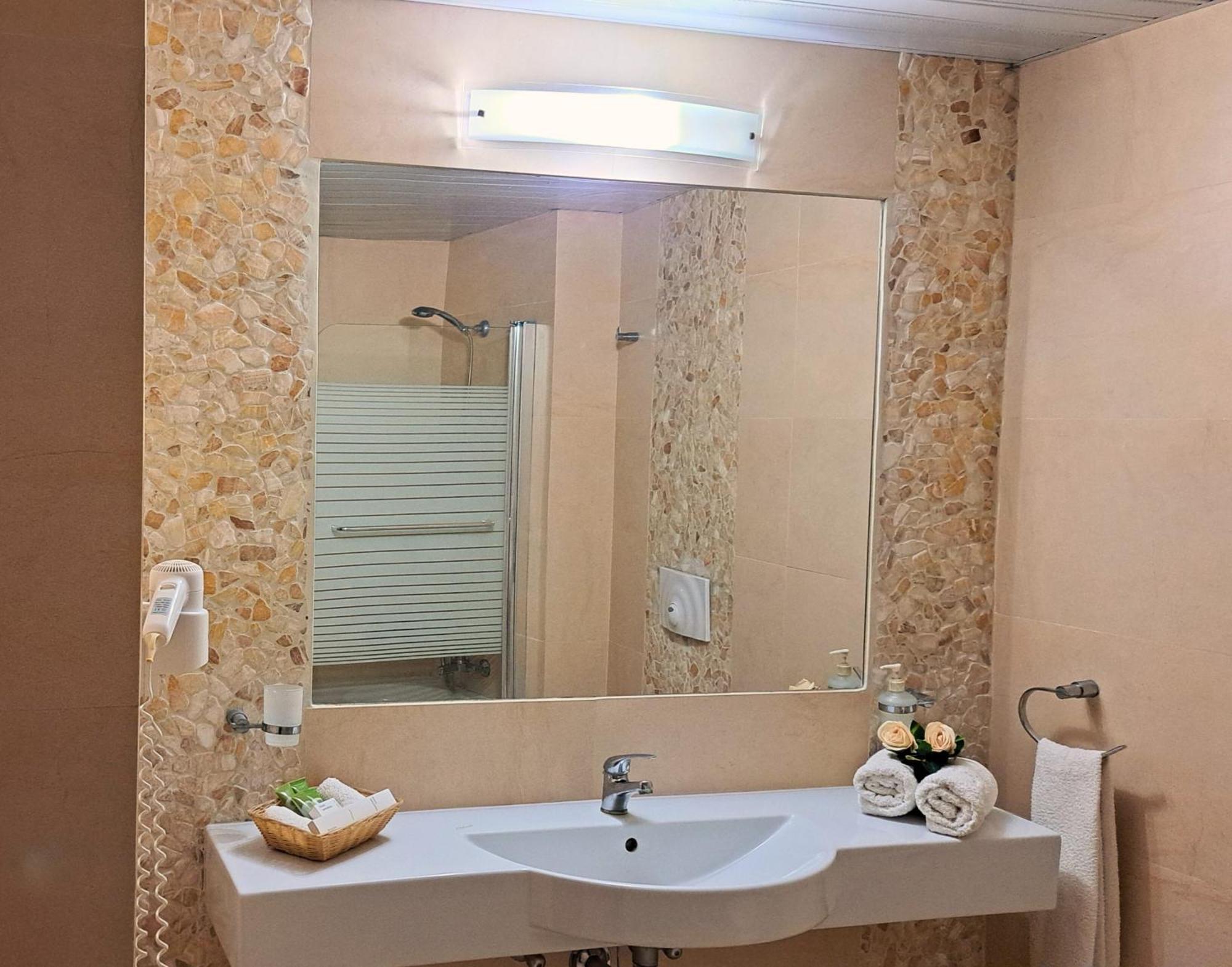 Hotel Astron Princess 카르파토스 외부 사진